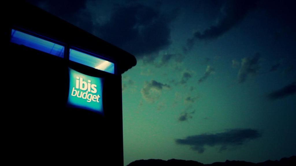 Ibis Budget Saint Jean De Maurienne Sainte-Marie-de-Cuines Exterior photo